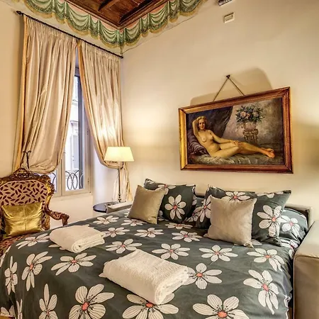 Exquisite By Piazza Navona Rome