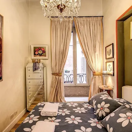 Exquisite By Piazza Navona Apartment